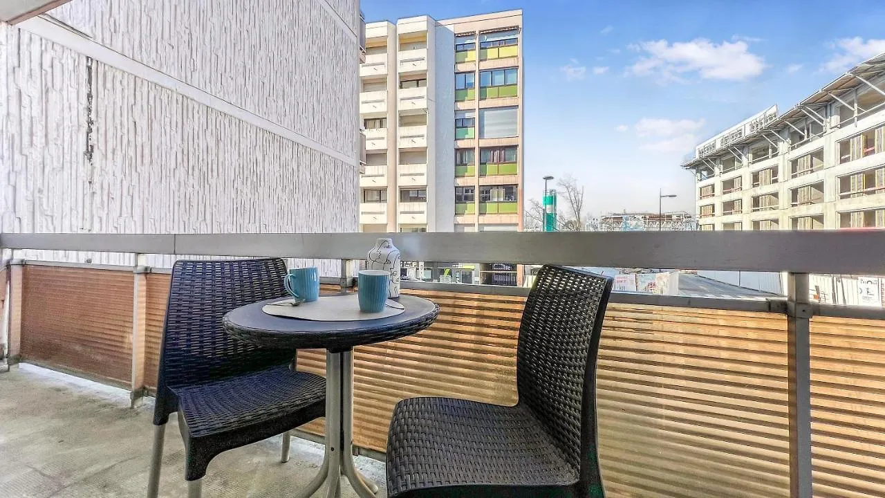 Homey Grey - Proche Gare Et Tram - Proche Centre - Balcon Prive - Wifi Et Netflix Annemasse Apartment